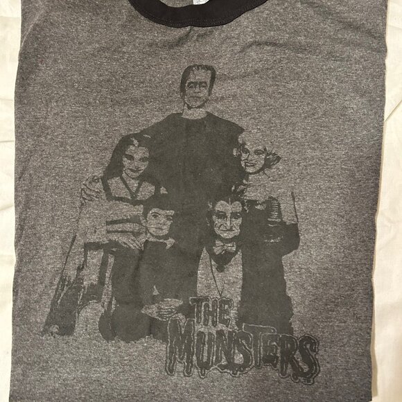 Other - NWOT Vintage The Munsters T-Shirt